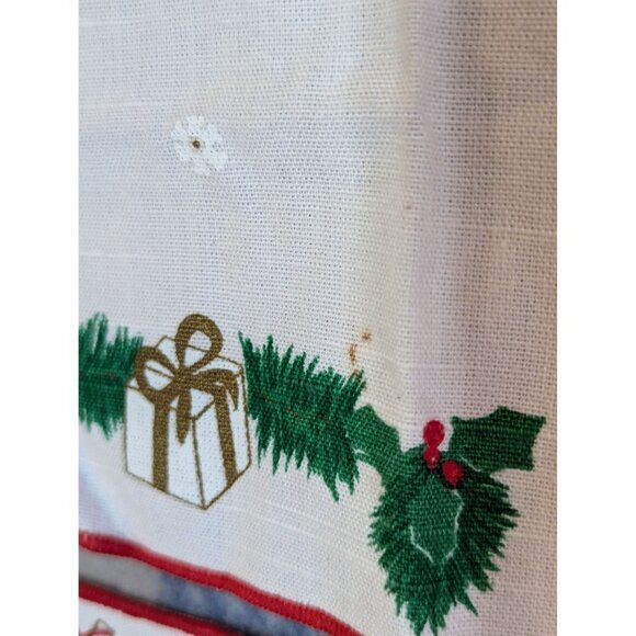 Vintage Christmas Table Napkins Set Of 4  17" x 17"  Holiday Cheer Retro Décor F - Picture 4 of 8